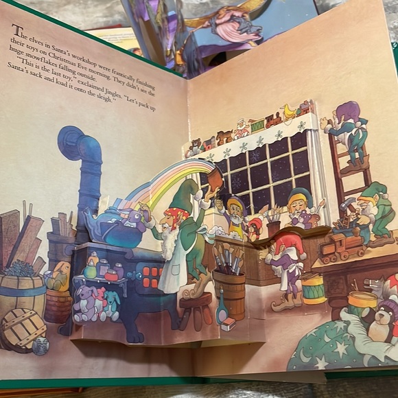 Vintage Christmas Treasury Pop-Up Series Set of 4 Books - Picture 11 of 16